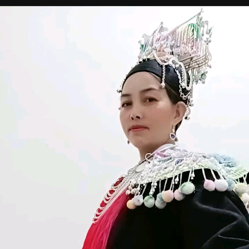 寂寞的女孩👧