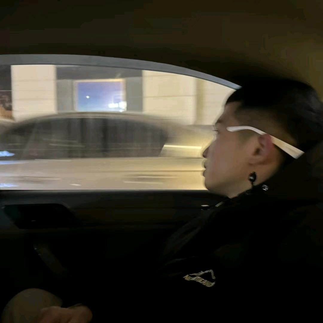 ㅤㅤㅤㅤㅤㅤ  ㅤㅤㅤㅤㅤㅤ