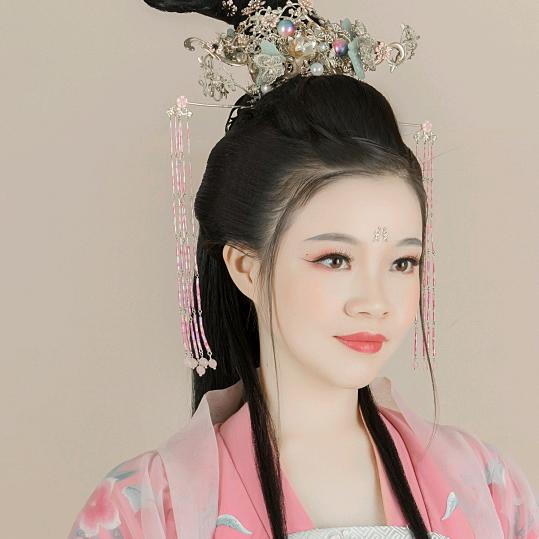 静静化妆师
