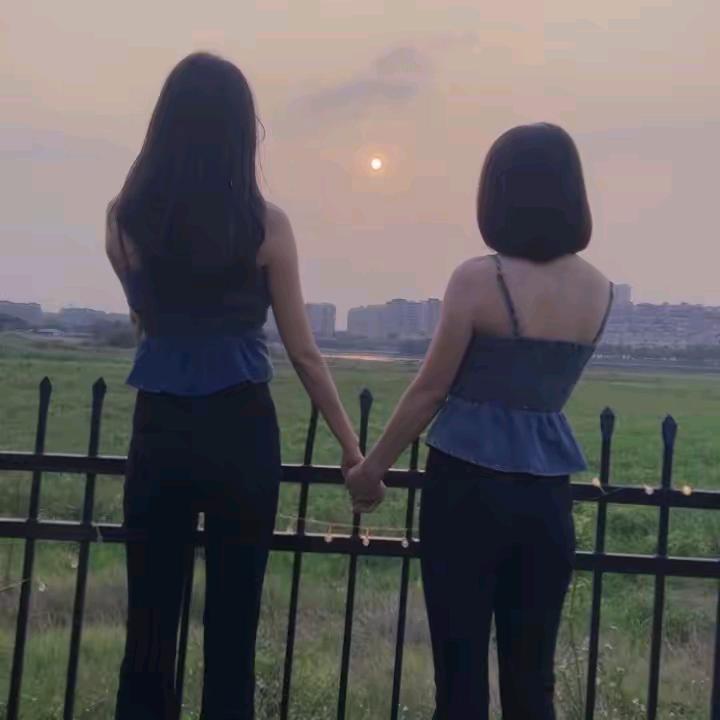 情一动,心就疼。
