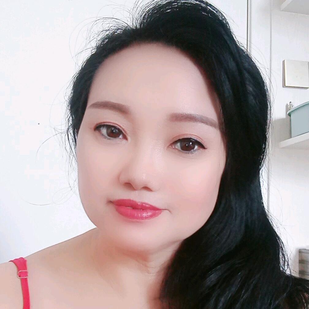 水中月，聊天，交友，晚上直播)。单身，