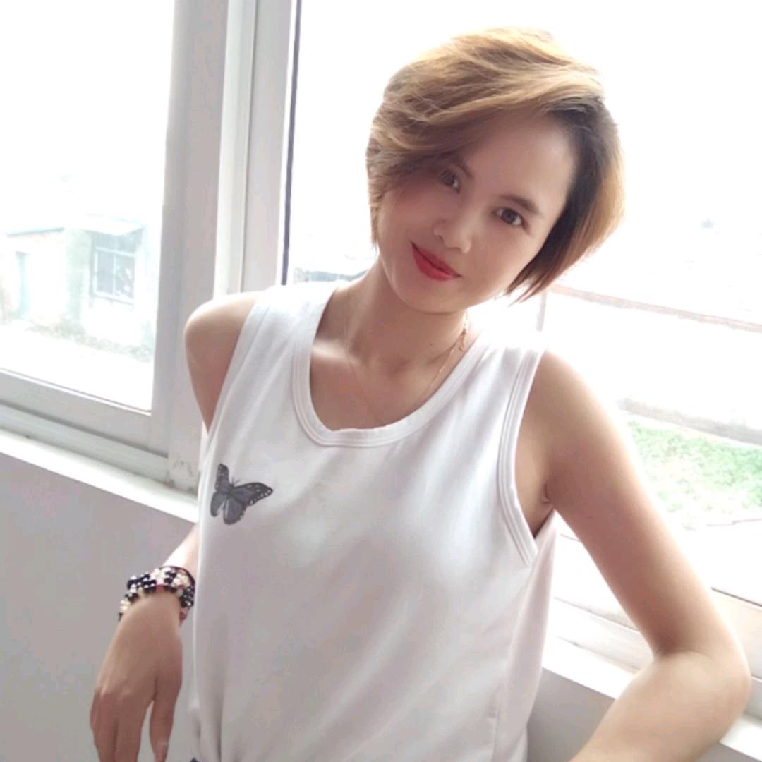 小美妞