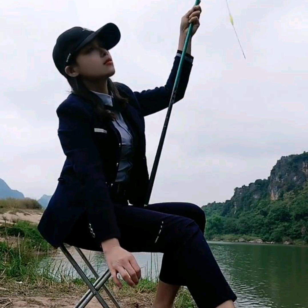 珠江小何