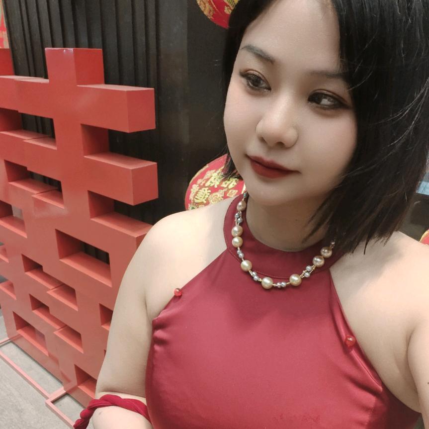 千其唔好文小姐