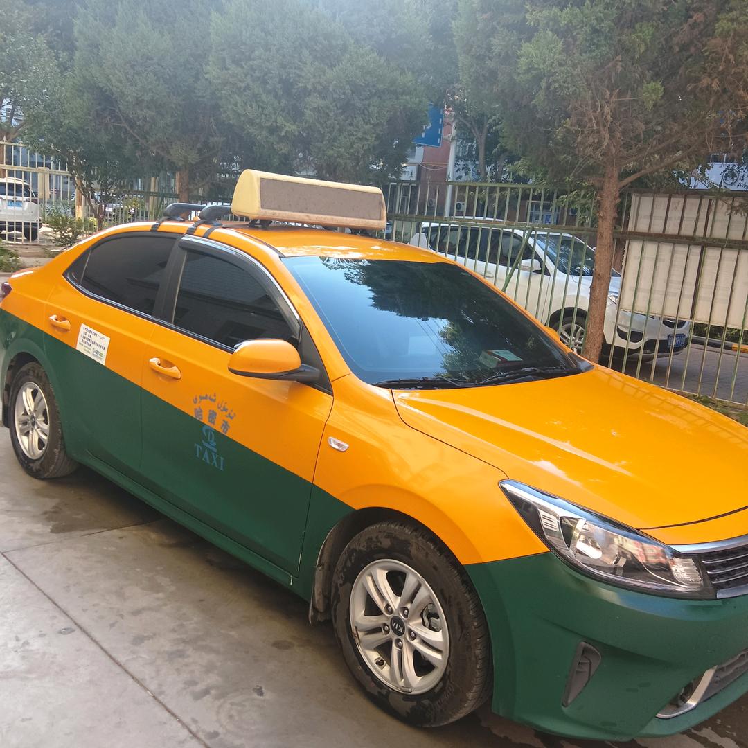 哈密出租车152995558001