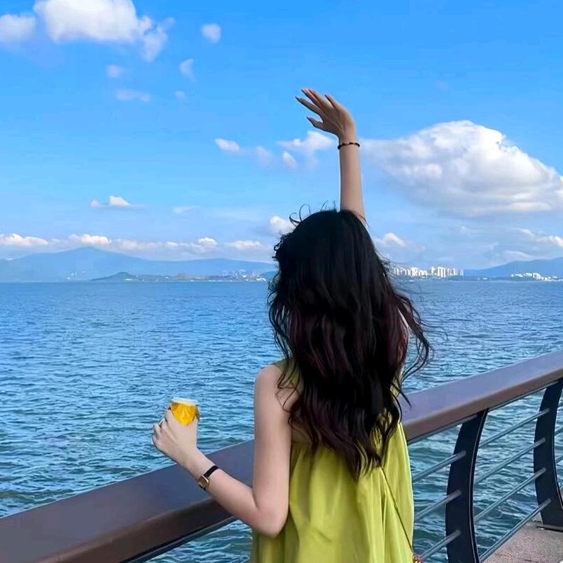 是潇潇吖