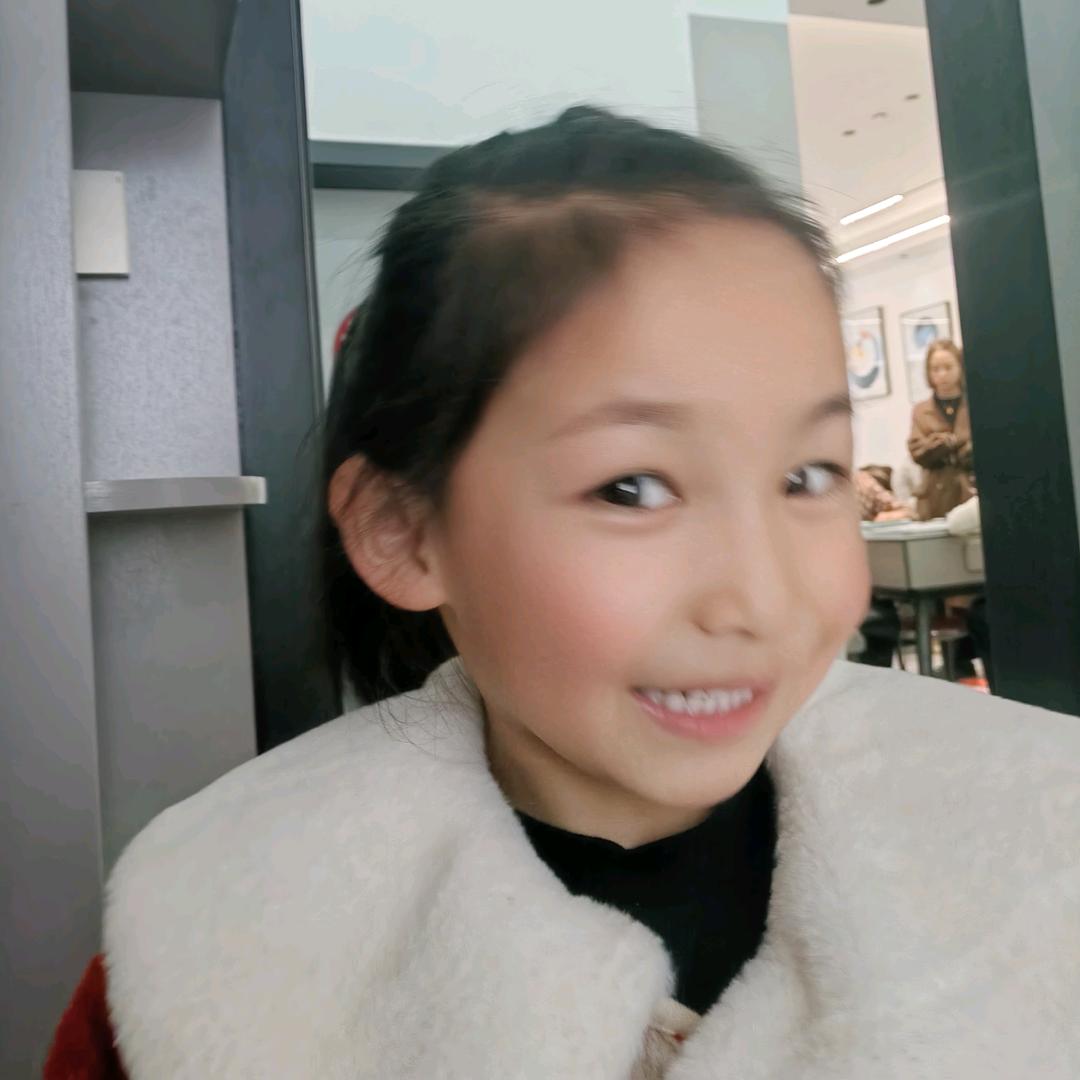 笑一笑，十年少😀