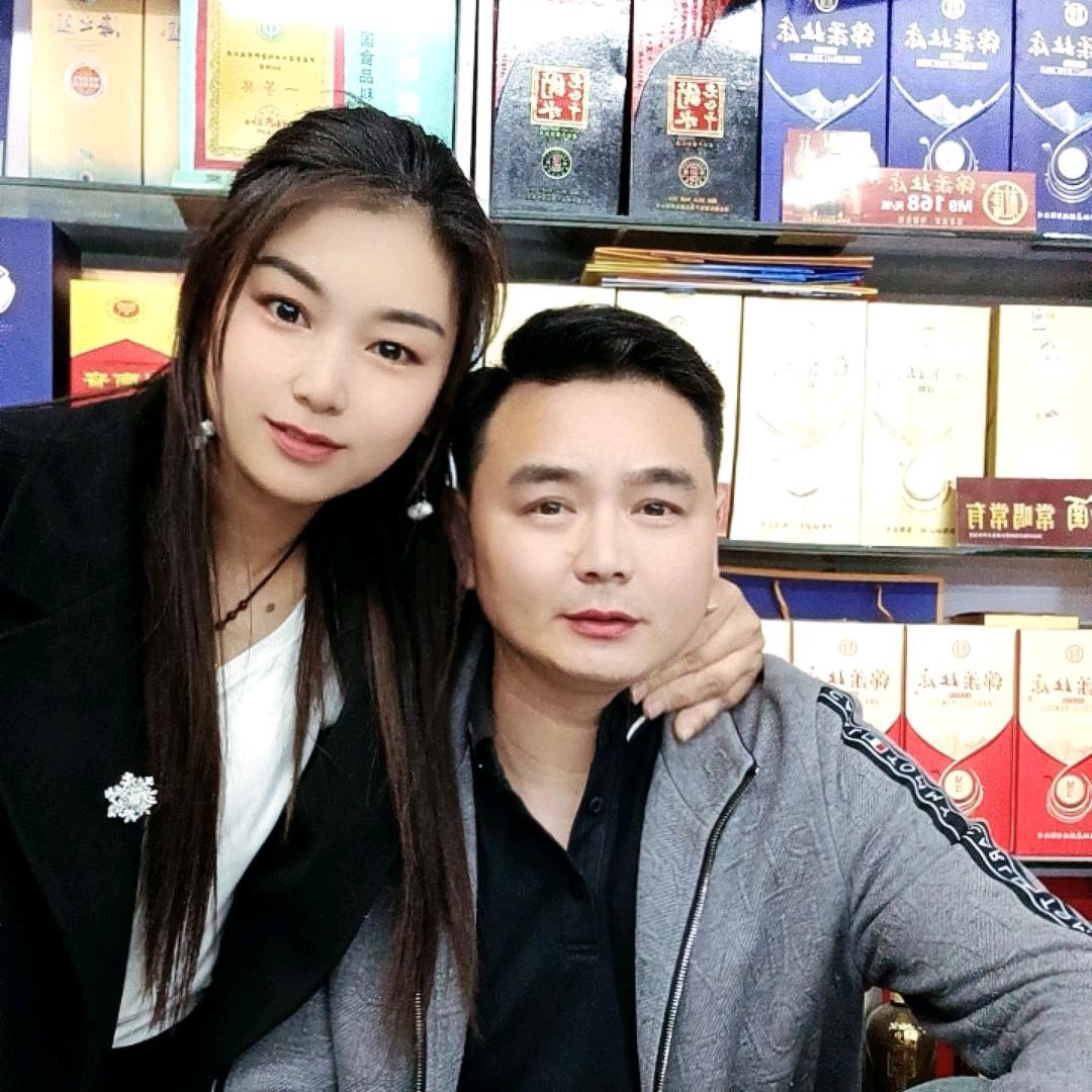晓晓✨曹伟购物广场