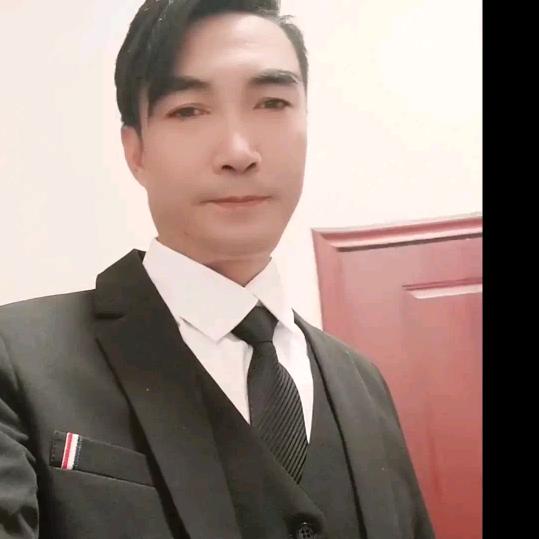 孤单一人，找个真心相爱的杨