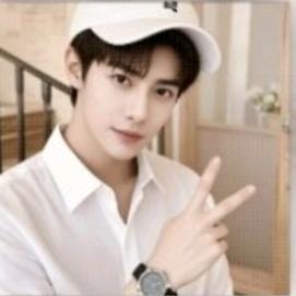 ℳ卿颜𝒜₅₂ₒ𝓌