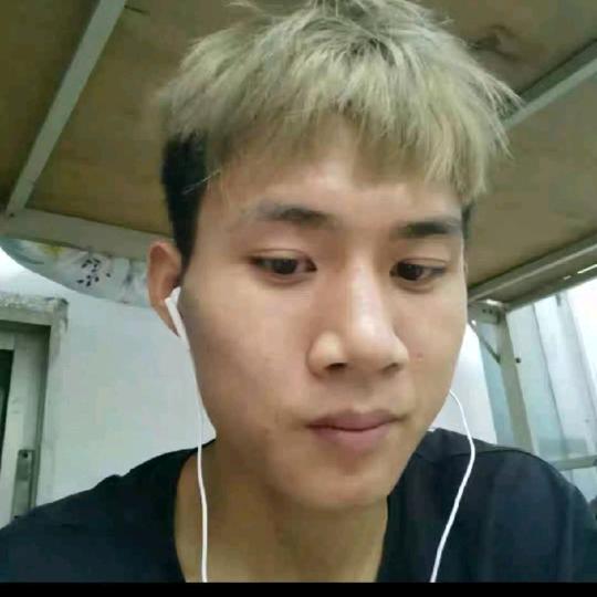 户外爱唱歌的，小阿牛