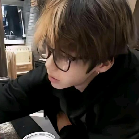 小羽.