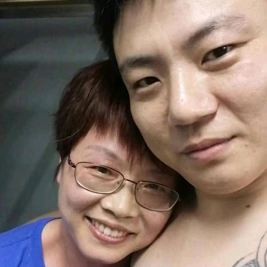 卓小彬