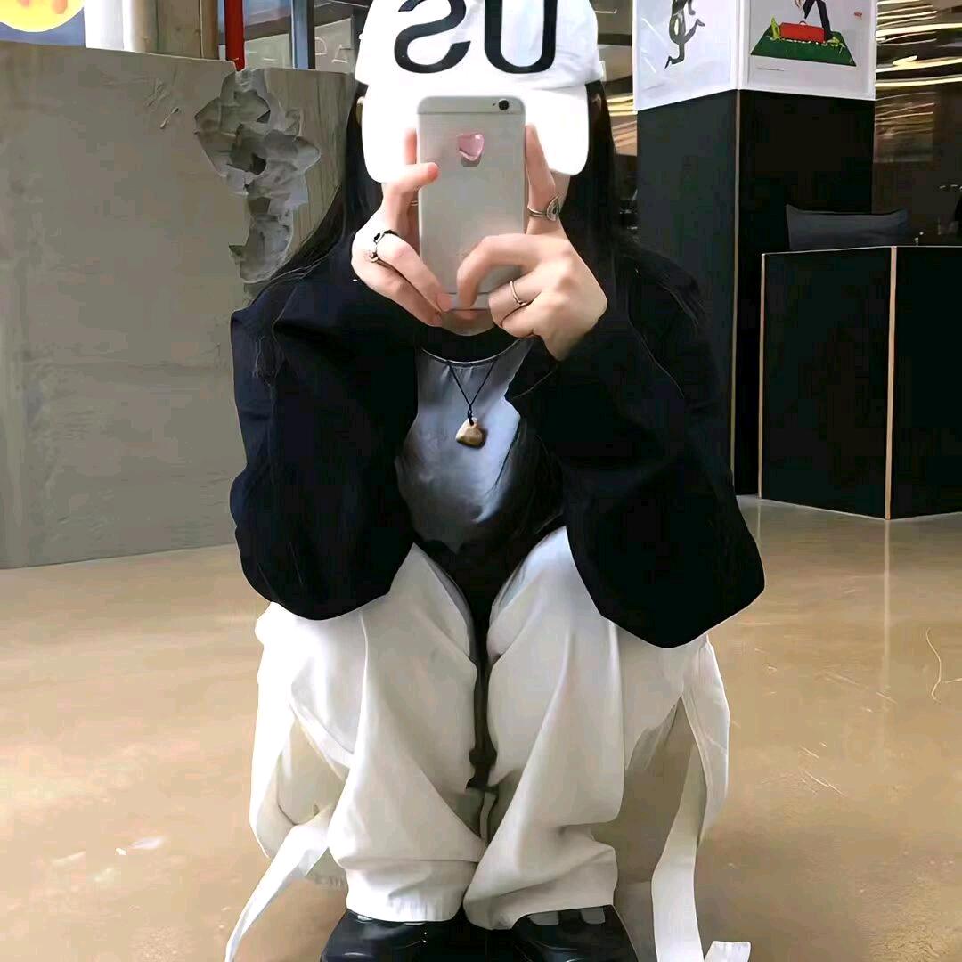 Feifi-๑҉.