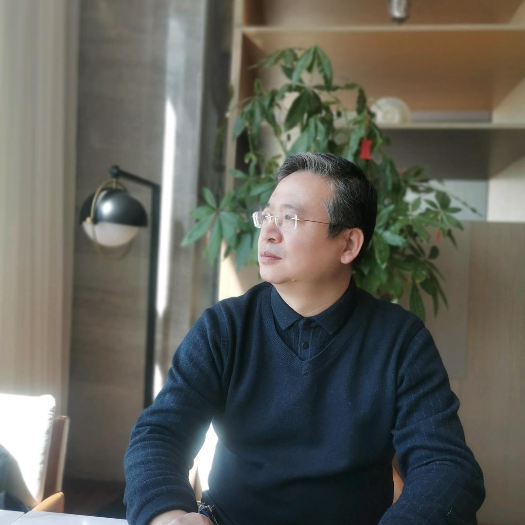 潮铂牛