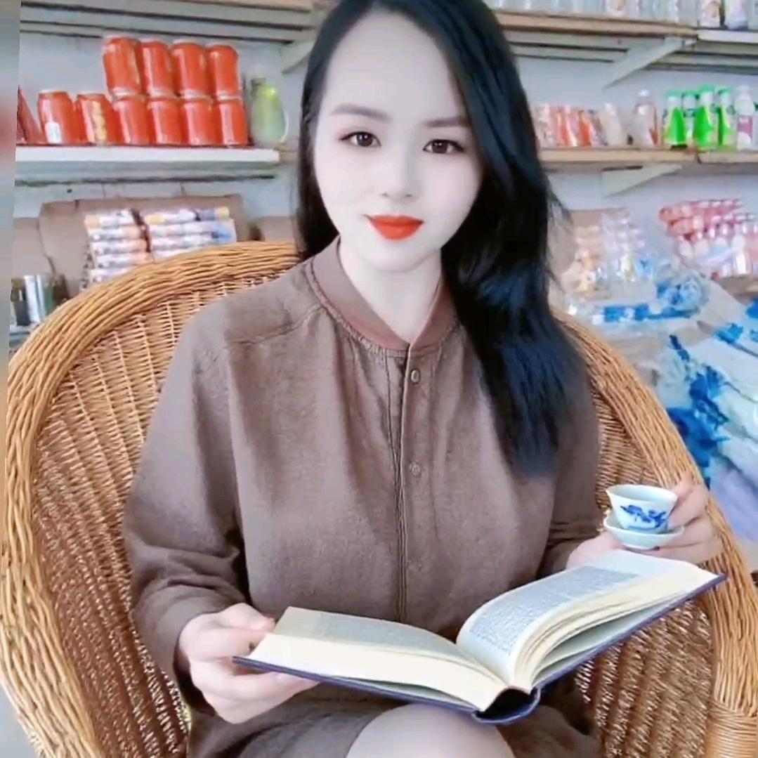 一笑而过，解千愁。