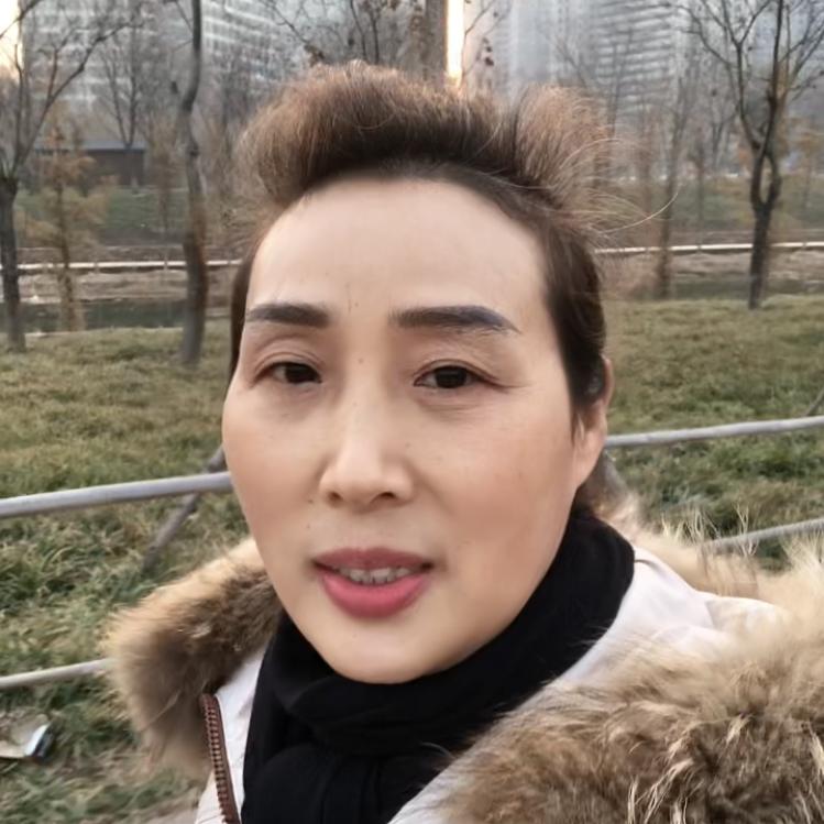 希姐  晚7：30