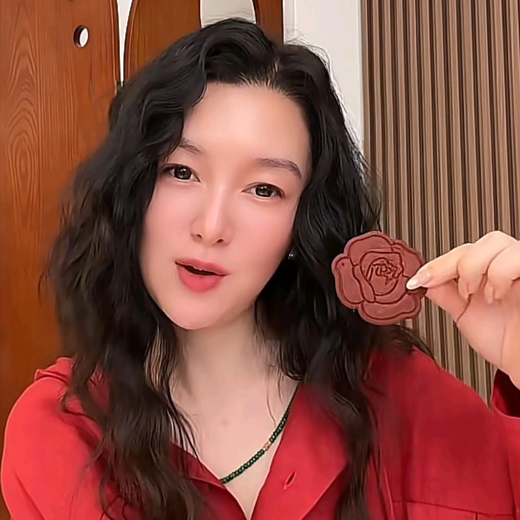 尤加莉女装分享