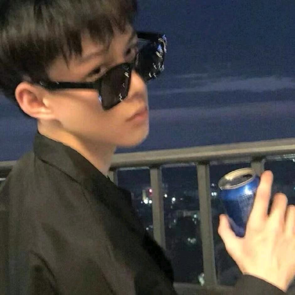 远远.