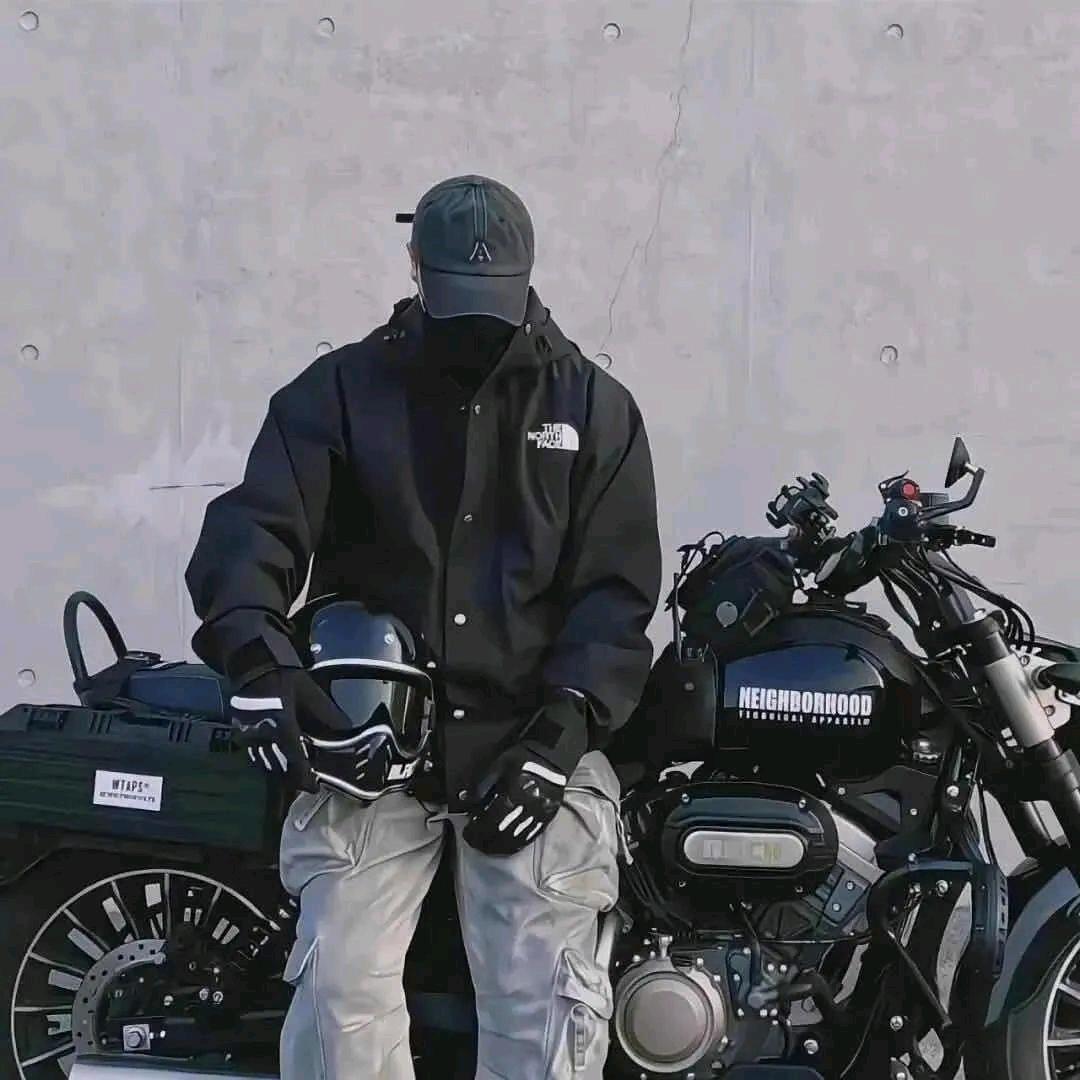 ╰☆: 伦: ♔Lෆ.unᥫᩣ 🧸ྀི