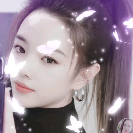 ୧⍤⃝🌻明荣💖💖