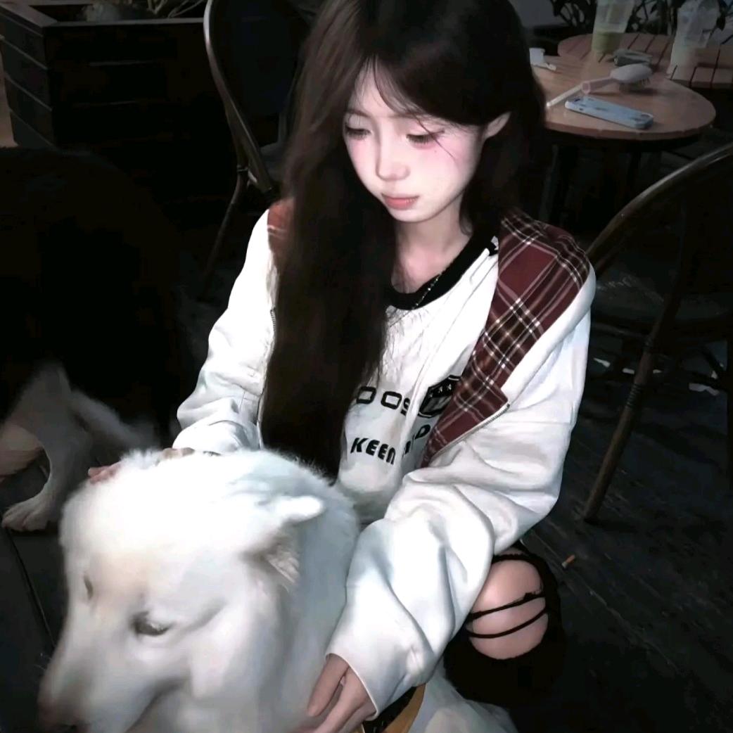 知郁^