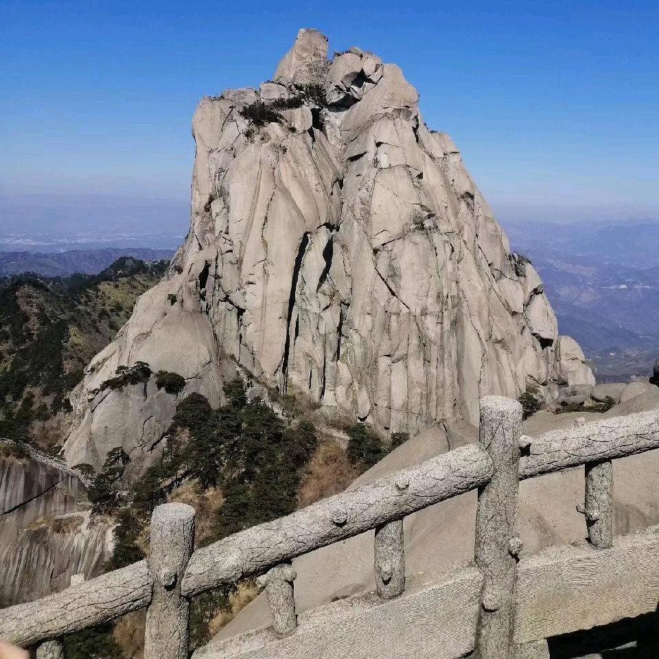 回首