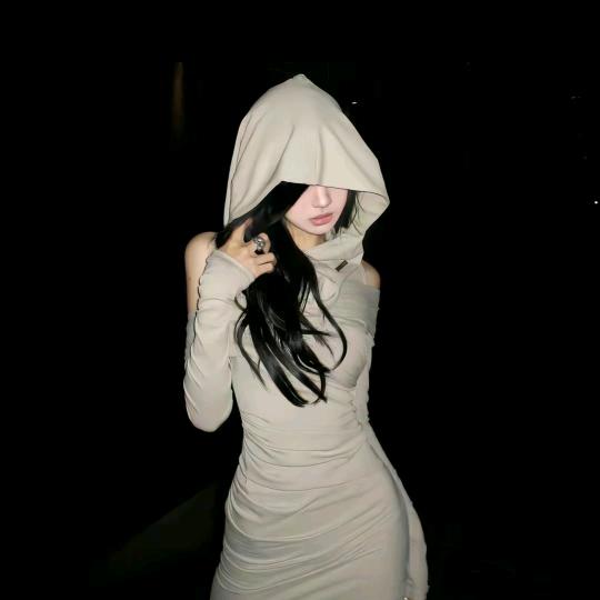 𝒽𝒶𝓅𝓅𝒾𝓃𝓮𝓈𝓈