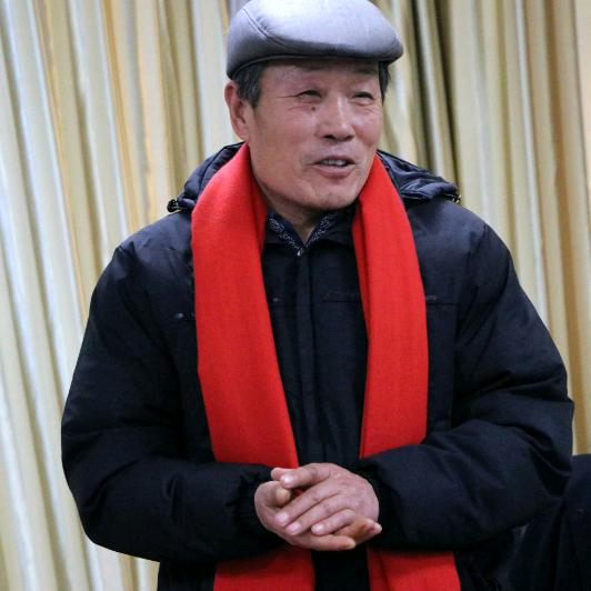 龙潭湖许衍富
