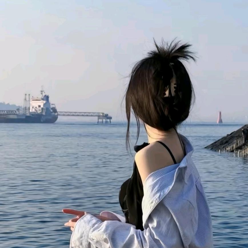 ❀͜͡💓⃨⃰沉默