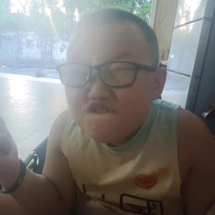 钟于继定的贵气