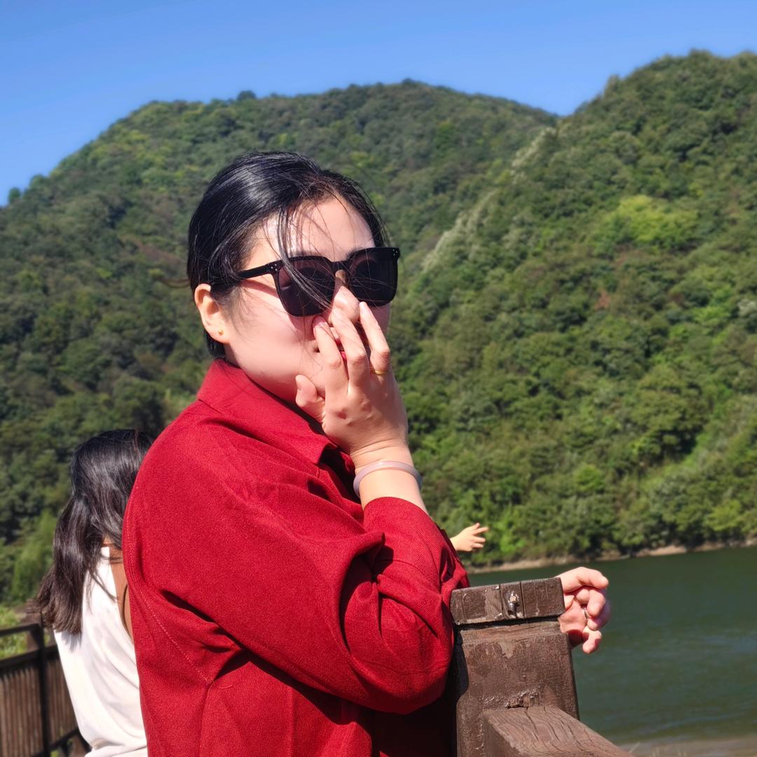 超乖的小财迷～