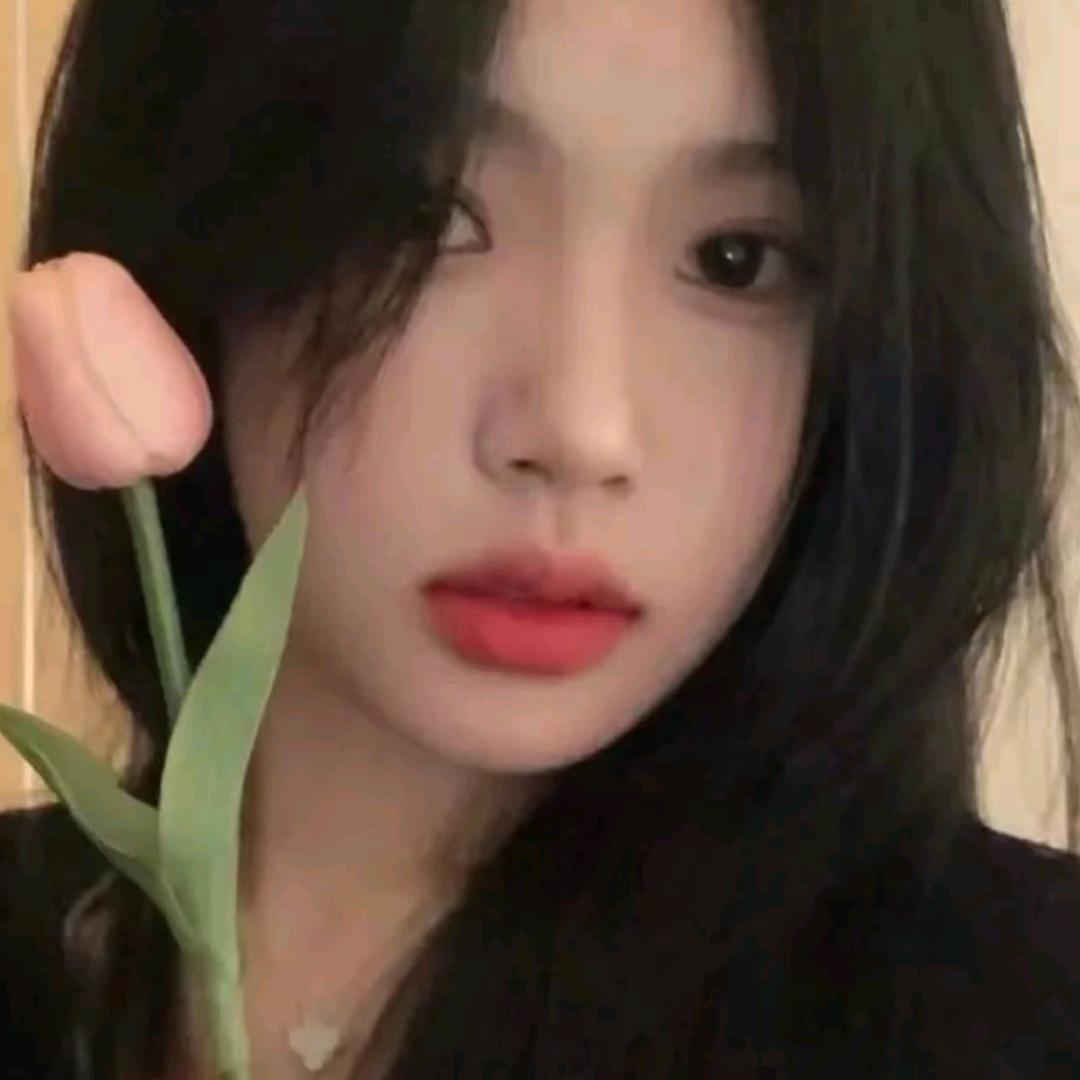 努力奋斗的那个人在汹勇的前进着