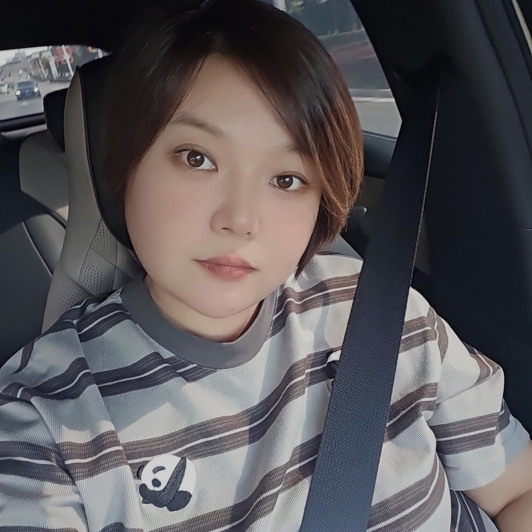 小楠夫妇自驾游