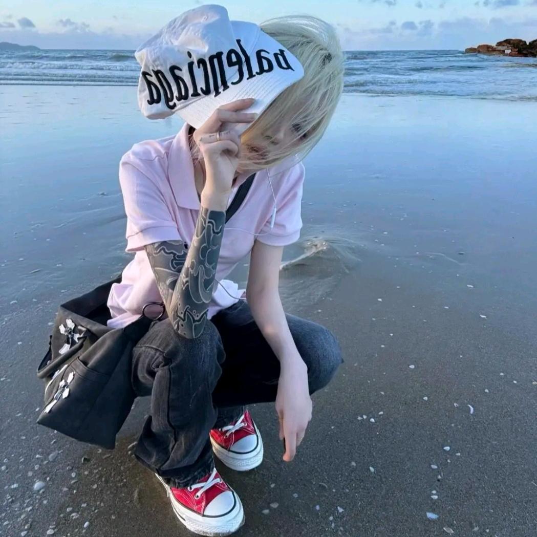 小桃兔兔（爱吃糖）蛋仔主播开心不捣蛋小