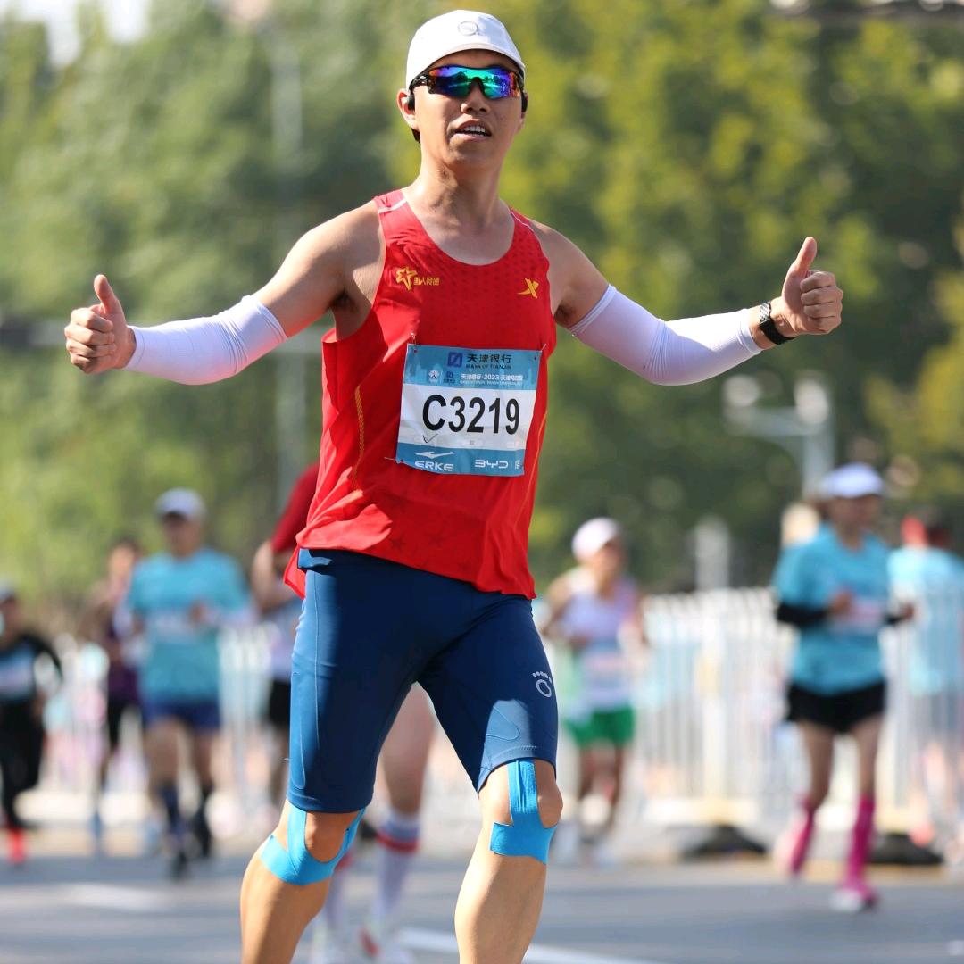 爱跑步的树袋熊