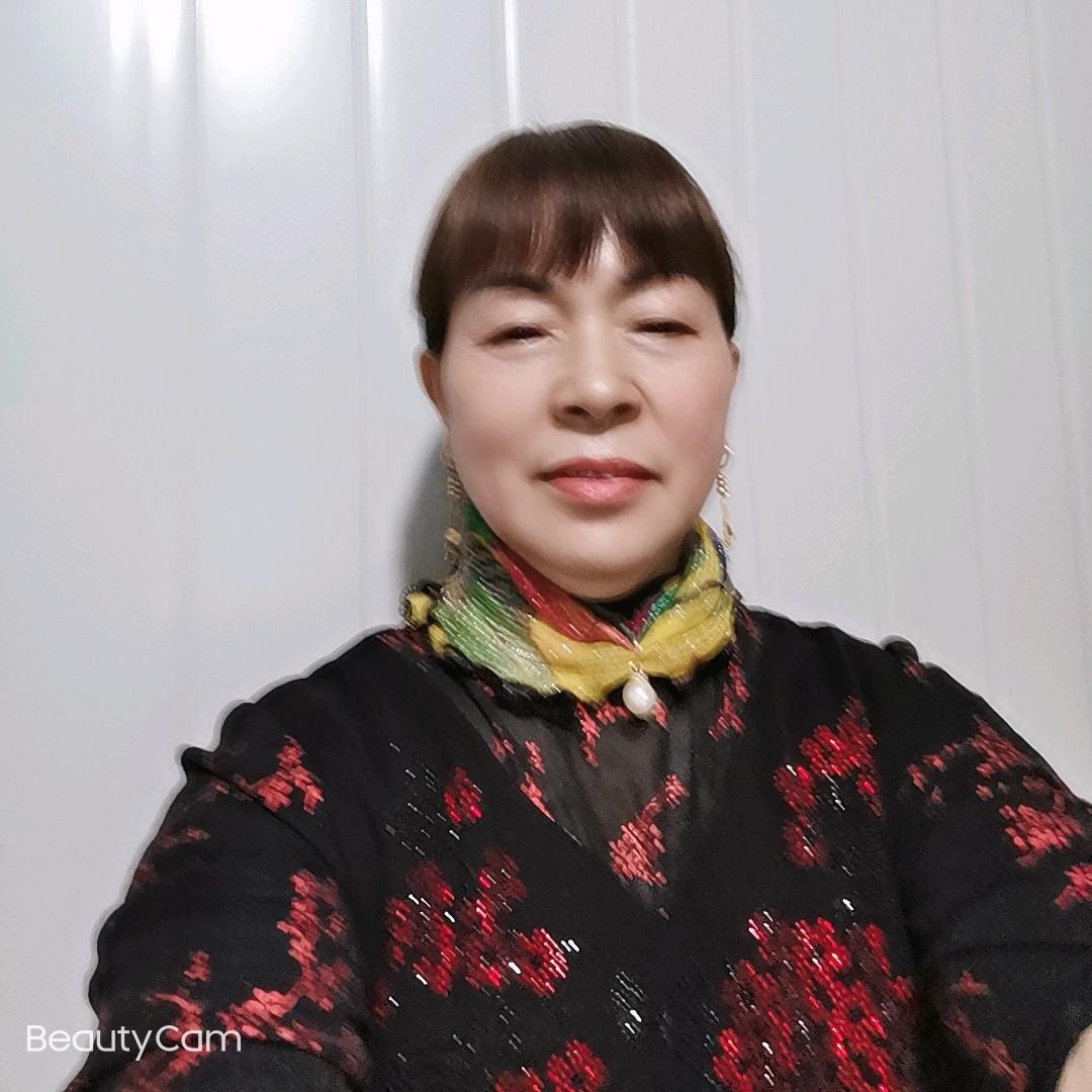 龙姐晚上8点40开播