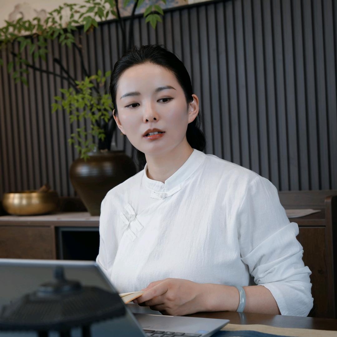 李婉伊女性力量