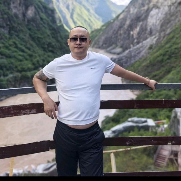 乌兰察布玄武岩矿山@(武兴)