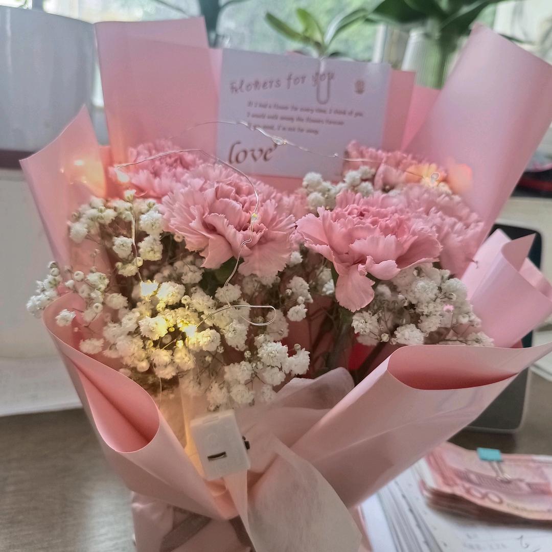 只饮烈酒～不谈过往...