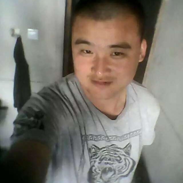 小时候可瘦了