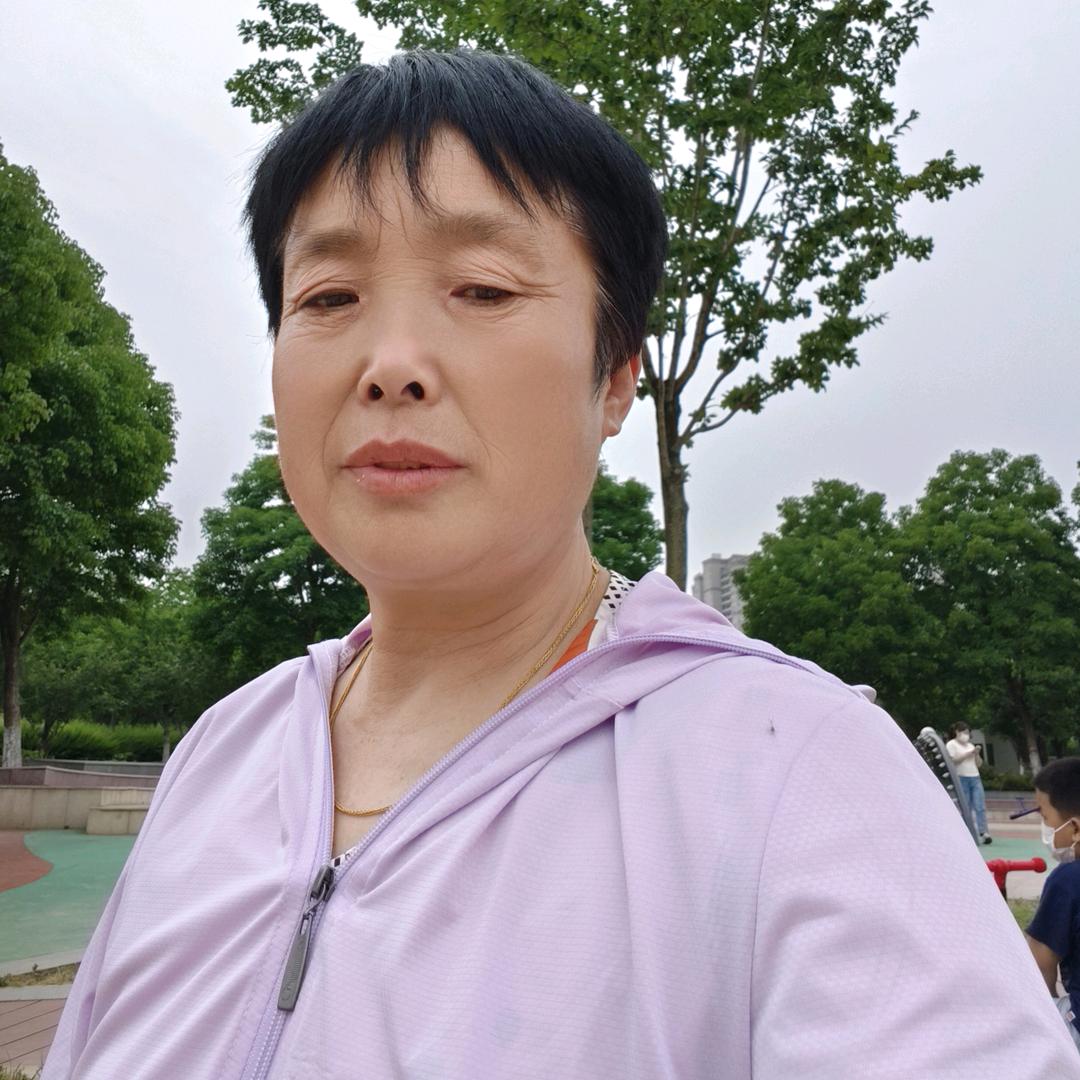 君大姐中午12点10开播