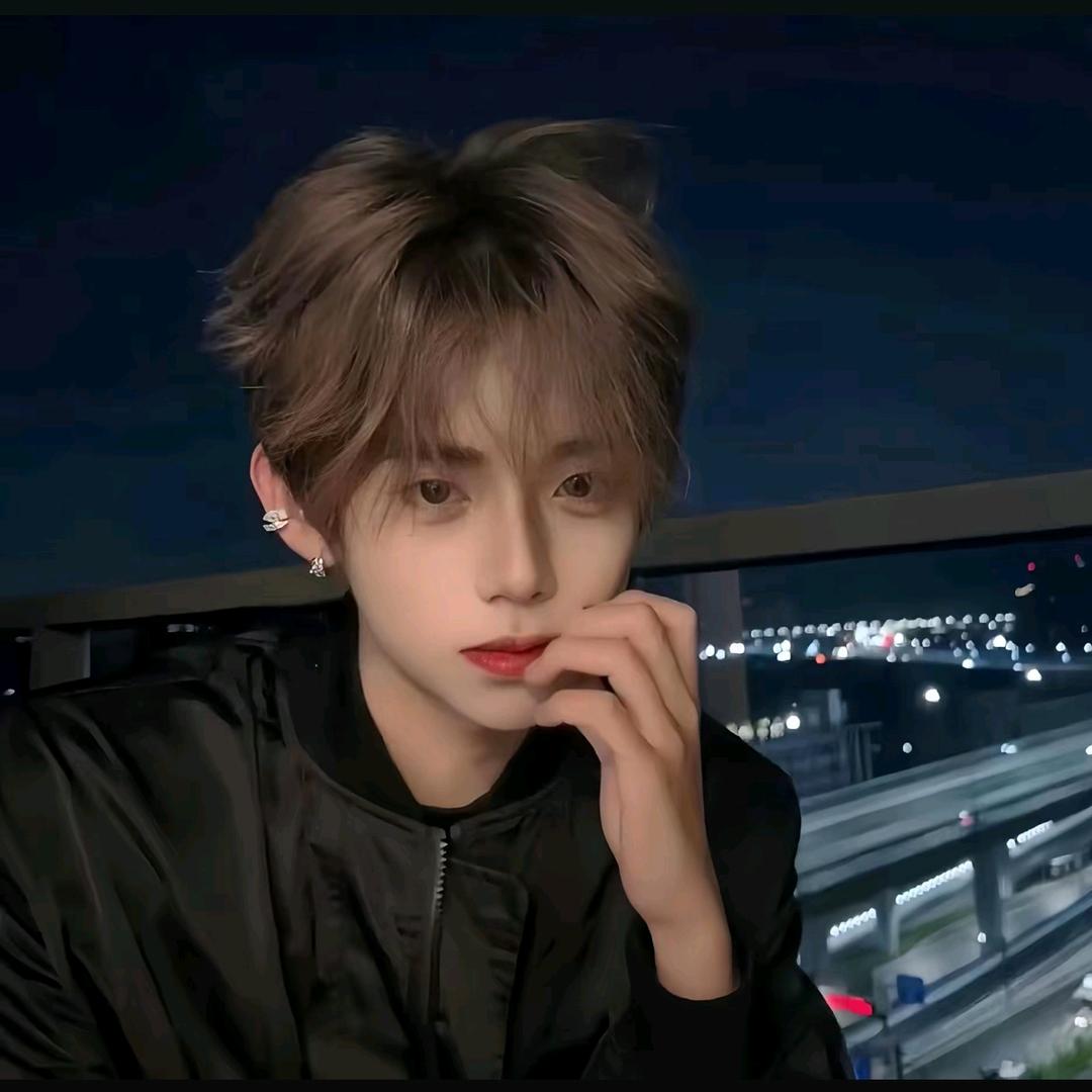 ╭(╯晚风╰)╮