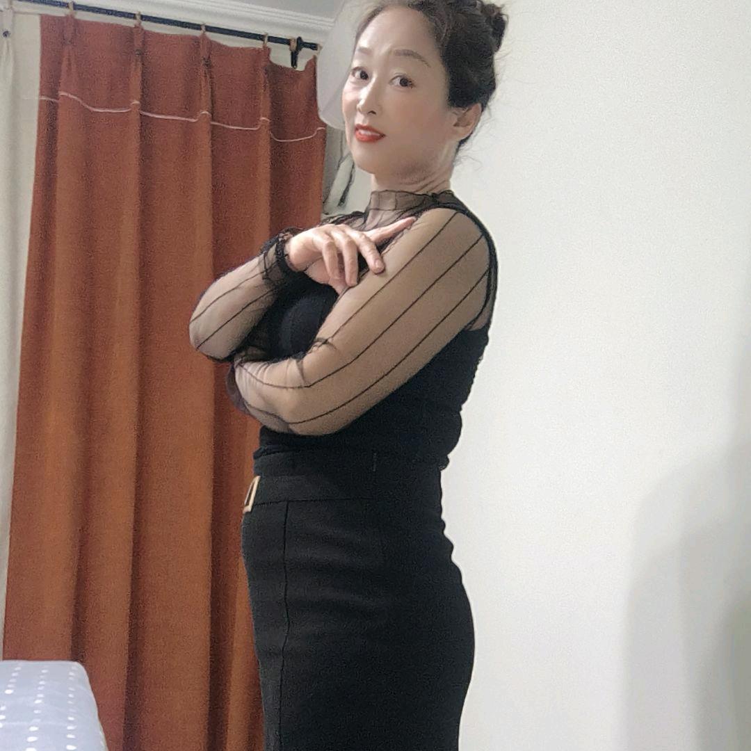 兰兰（龙城夜市祥子麻辣串卷饼）