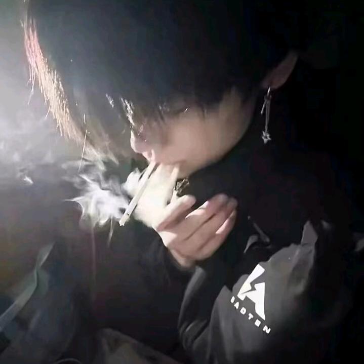 এ᭄ꦿ꯭小盆友এ᭄ꦿ