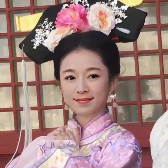 漂亮的美妞
