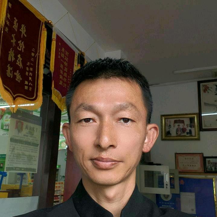 仁心济世