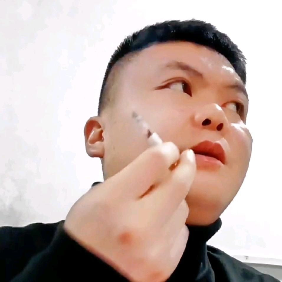 “”做一个哑巴“”