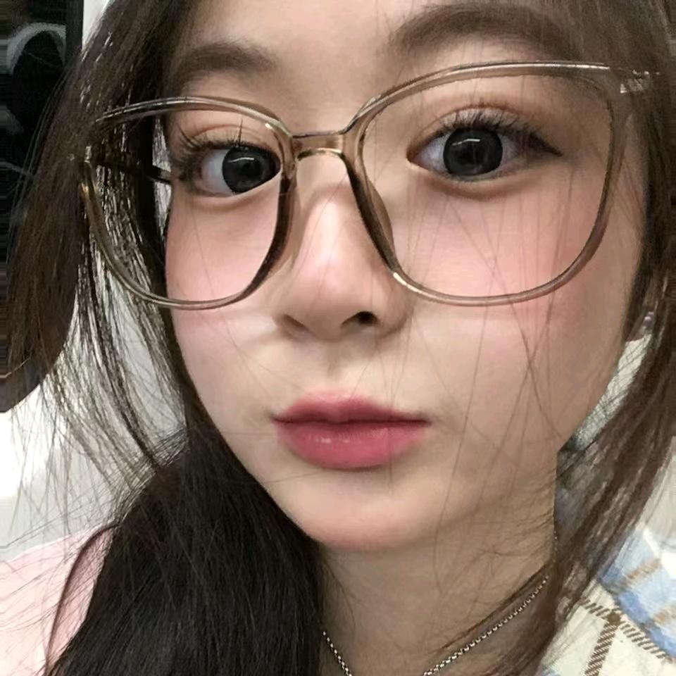 爱吃薯条的小鹿