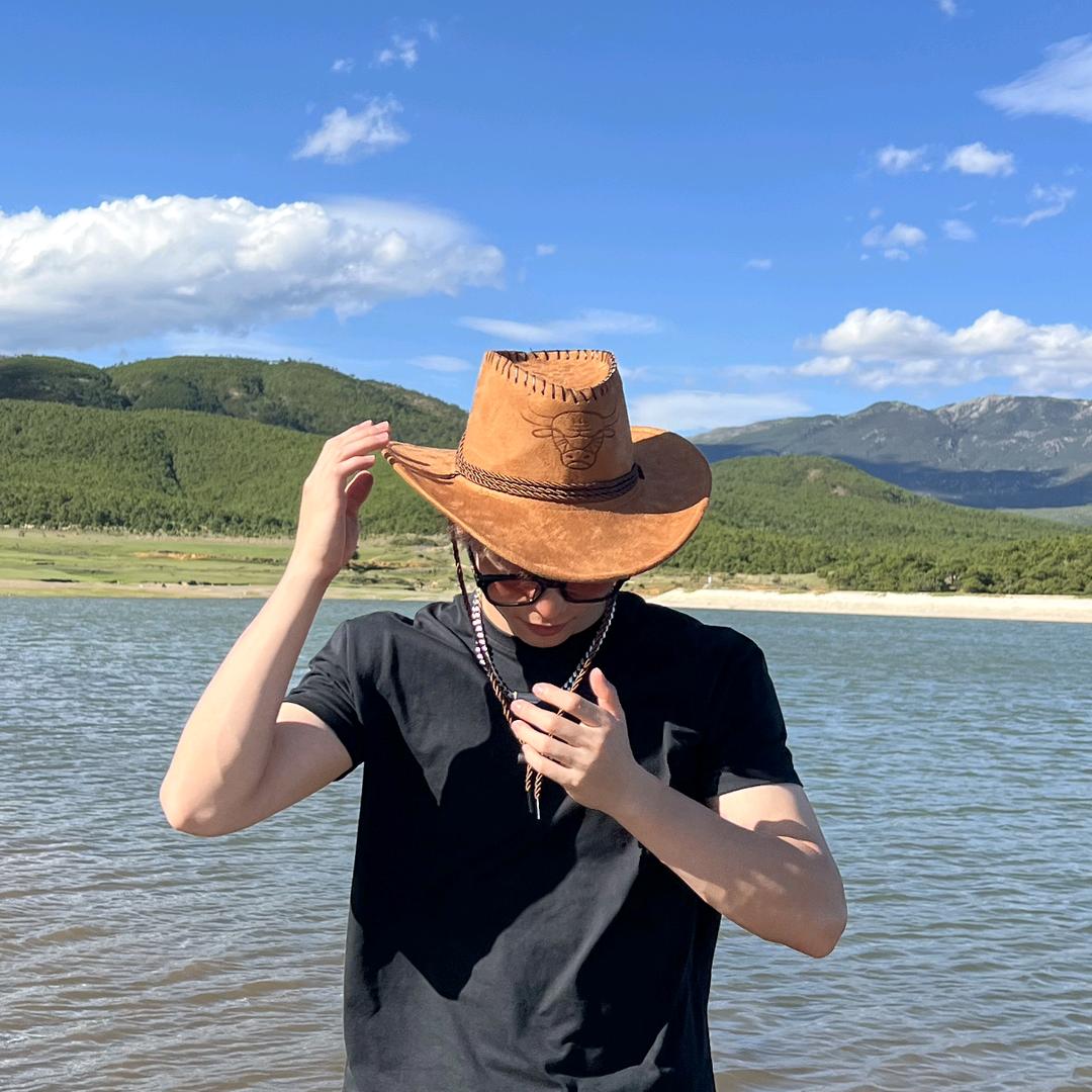 小逸